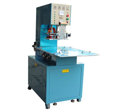 轉(zhuǎn)盤式高周波機(jī)