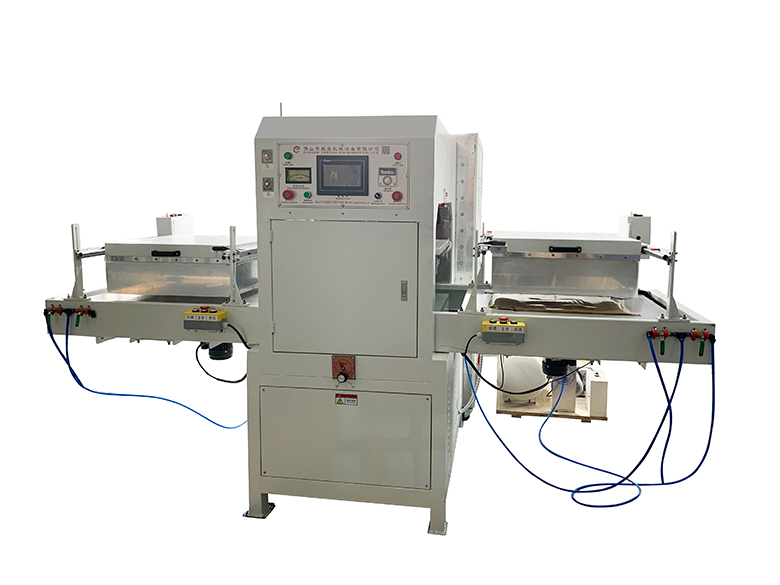 PVC坐墊高周波機(jī)實(shí)圖